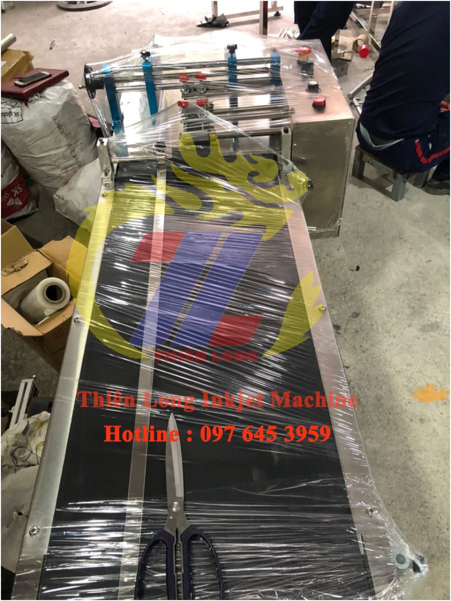 Băng tải tách nhãn LT15000 